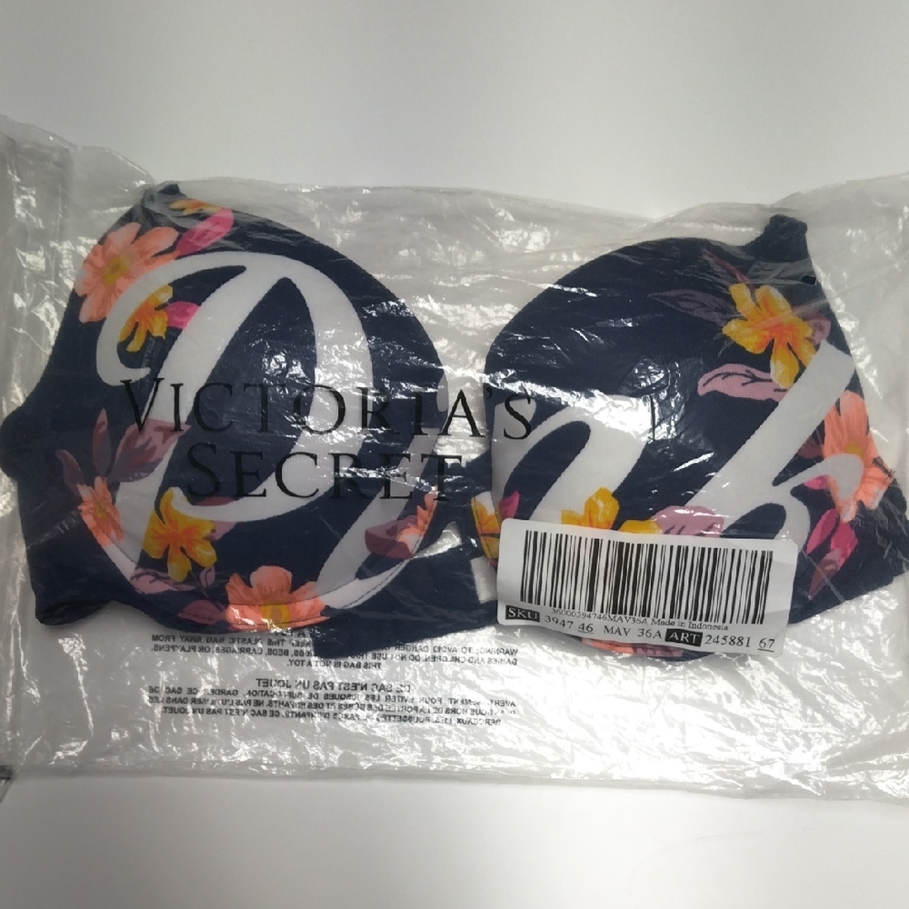 NWT Victoria's Secret Pink WearEverywhere Wire Push-up 36A Navy Blue w/Floral